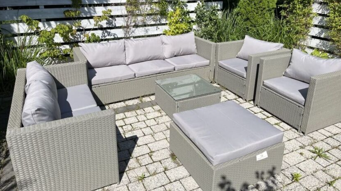 Jak zabezpieczyć meble ogrodowe na zimę? Poradnik