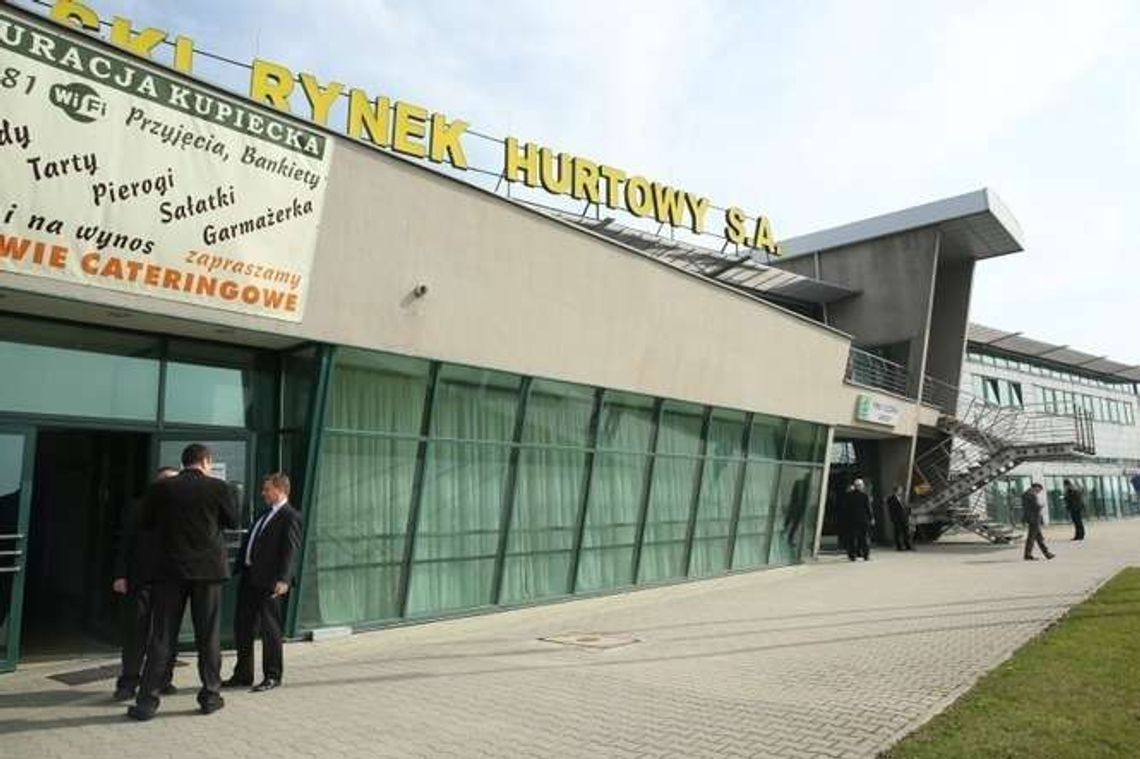 Jak zarabiają szefowie w Elizówce? Te kwoty robią wrażenie