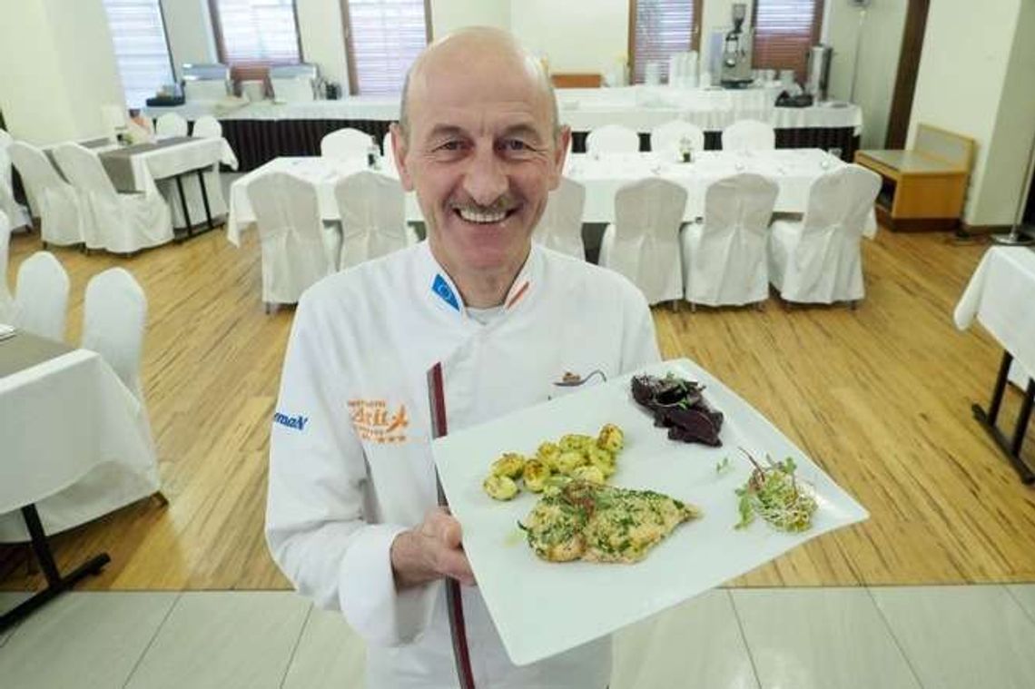 Jak zrobić soczystą pierś z kurczaka? Przepisy lubelskich szefów kuchni