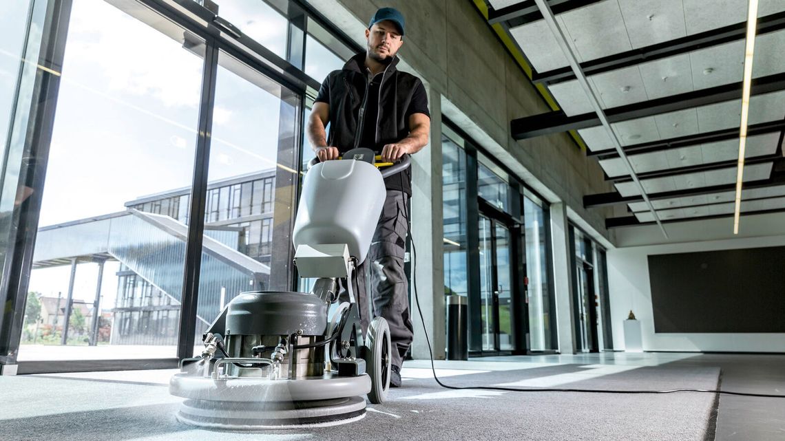 Jaka szorowarka do dywanów – co trzeba wiedzieć o szorowarkach? Jaka szorowarka do dywanów – co trzeba wiedzieć o szorowarkach?