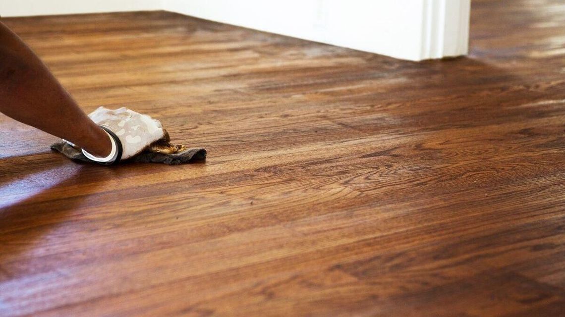 Jakie podłogi są najlepsze do mieszkań z małymi dziećmi?