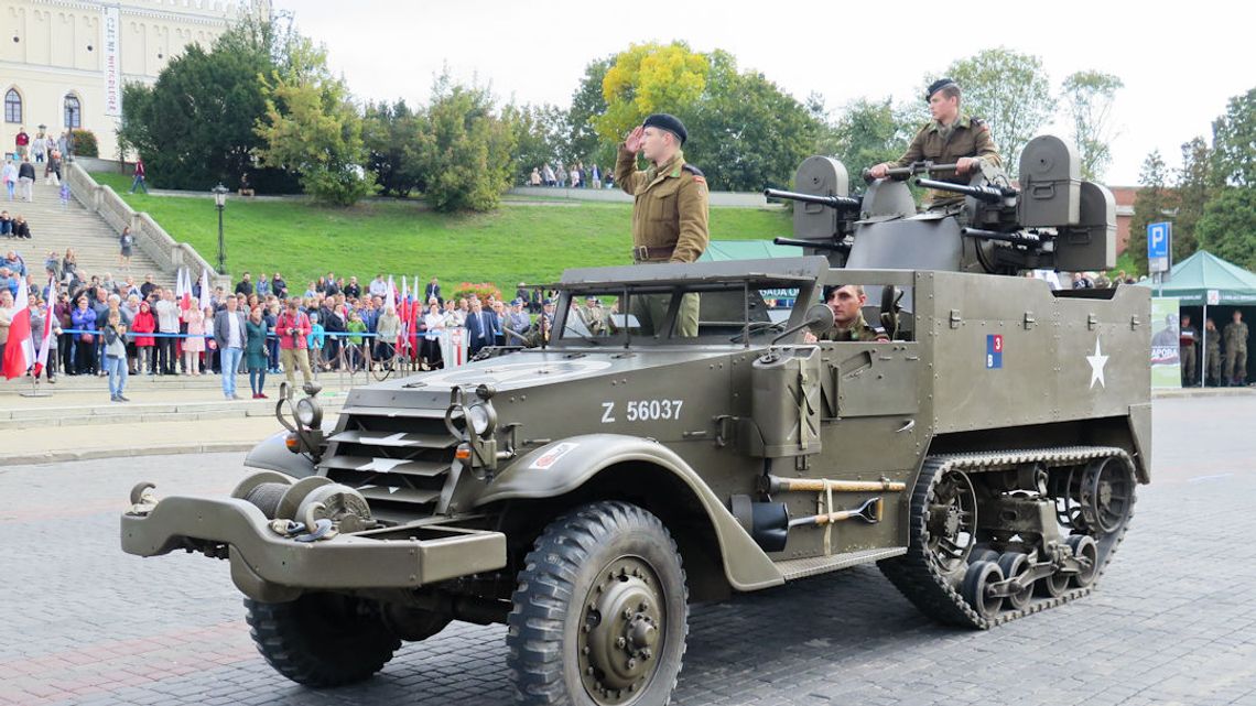 Jakie pojazdy historyczne zobaczymy na defiladzie z okazji Święta Niepodległości? Jakie pojazdy historyczne zobaczymy na defiladzie z okazji Święta Niepodległości?