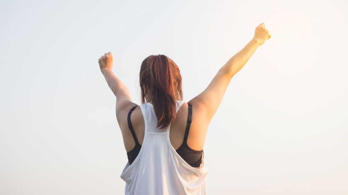 Jakie suplementy diety warto brać na co dzień? Oto 5 sprawdzonych propozycji i ich korzyści!