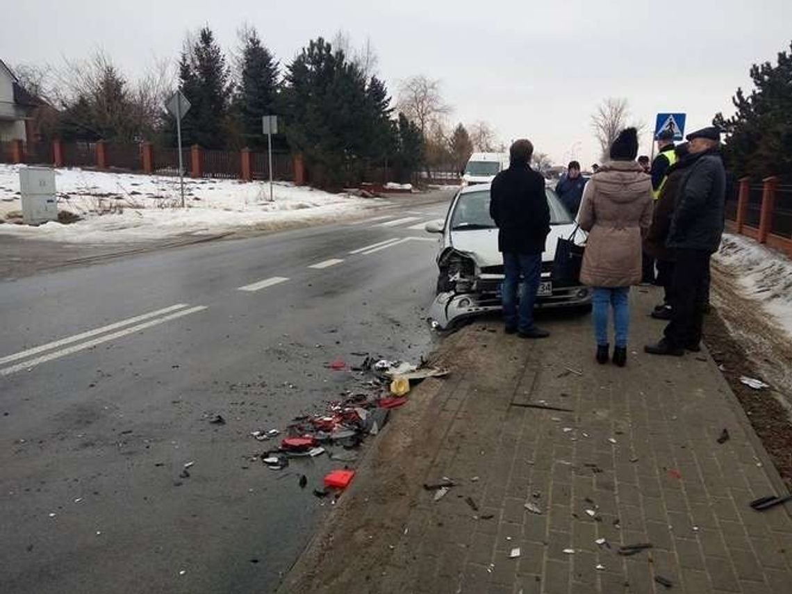 Jakubowice Konińskie: Dwie kolizje, 8 aut uszkodzonych (zdjęcia) Jakubowice Konińskie: Dwie kolizje, 8 aut uszkodzonych (zdjęcia)