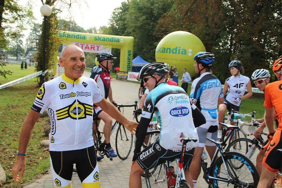 Janów Podlaski. Czesław Lang jeździ tu na rowerze i kupuje konie