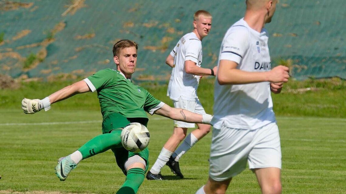 Janowianka znowu bliżej lidera. Start żałuje szybko straconej bramki po przerwie