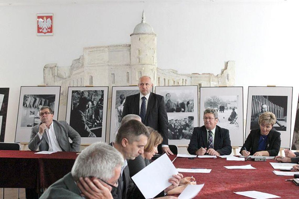 Janowiec: Obywatel ma głos. Pierwsze zebranie po odwołaniu wójta