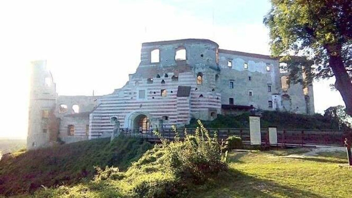 Janowiec przyzna honorowe obywatelstwa