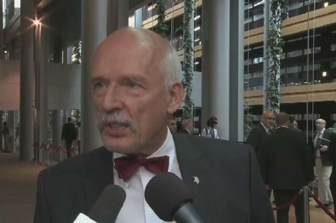 Janusz Korwin-Mikke bez immunitetu. Odpowie za spoliczkowanie Boniego