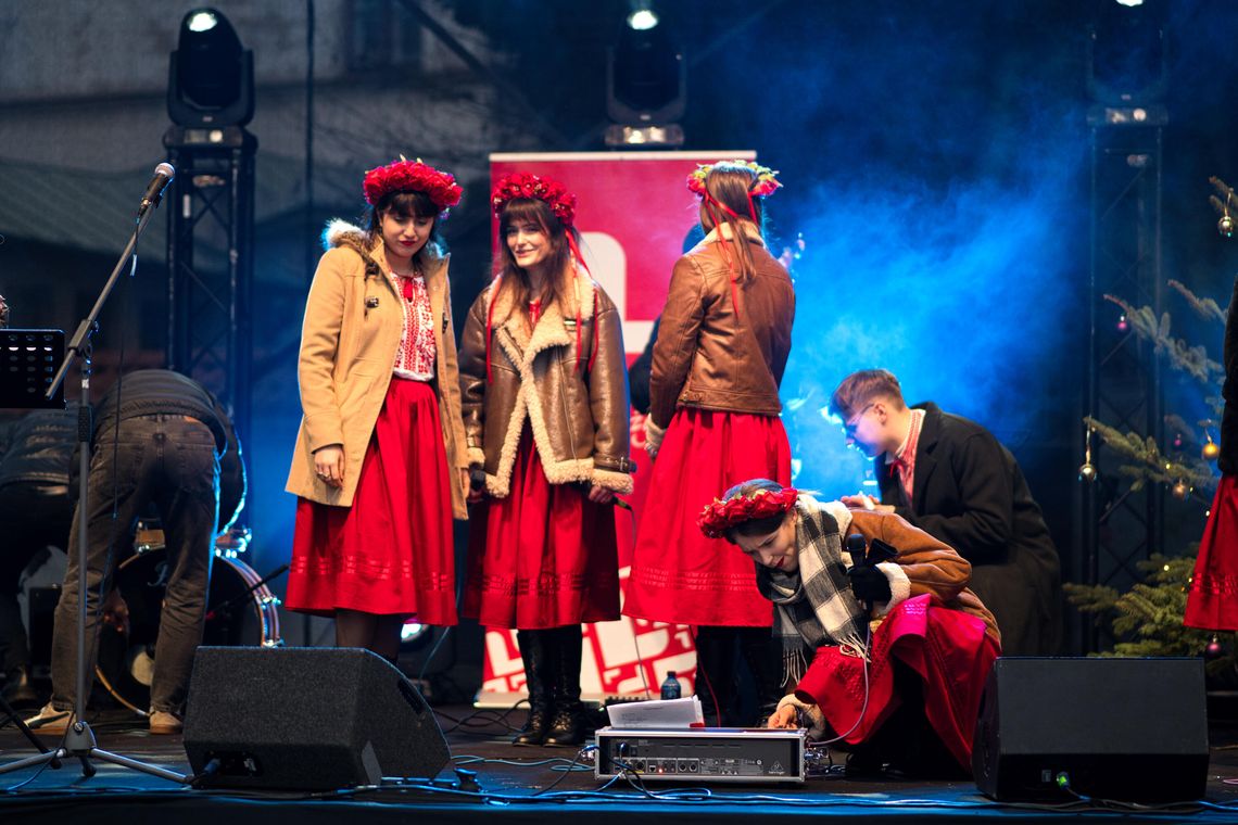 Jarmark Bożonarodzeniowy w Lublinie otwarty. Potrwa do niedzieli Jarmark Bożonarodzeniowy w Lublinie otwarty. Potrwa do niedzieli