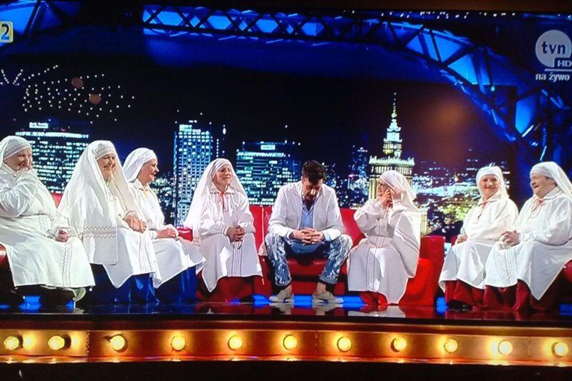 Jarzębina u Szymona Majewskiego: Zaśpiewały \"Koko Euro spoko” w TVN (wideo)