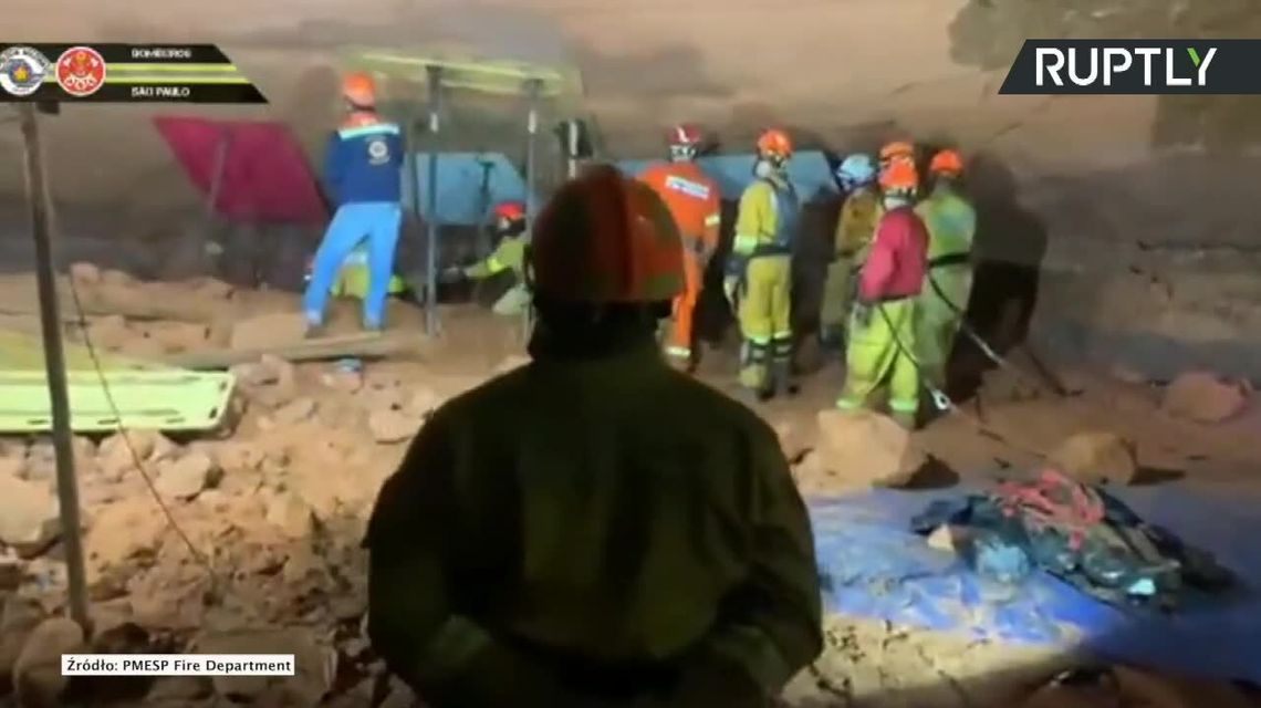 Jaskinia zawaliła się podczas. Zginęło co najmniej dziewięciu strażaków
