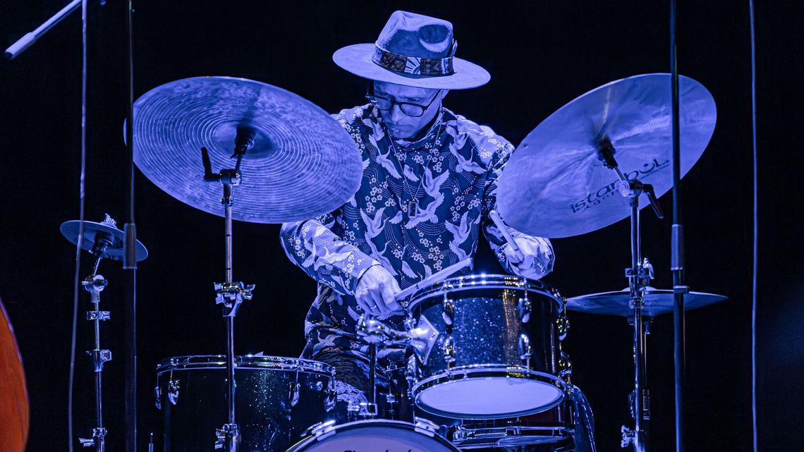 Jazz w CSK: Krzysztof Gradziuk i jego wizja perkusyjnego brzmienia Jazz w CSK: Krzysztof Gradziuk i jego wizja perkusyjnego brzmienia