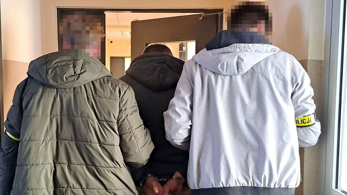 Jechał na zakazie, wpadł z amfetaminą Jechał na zakazie, wpadł z amfetaminą