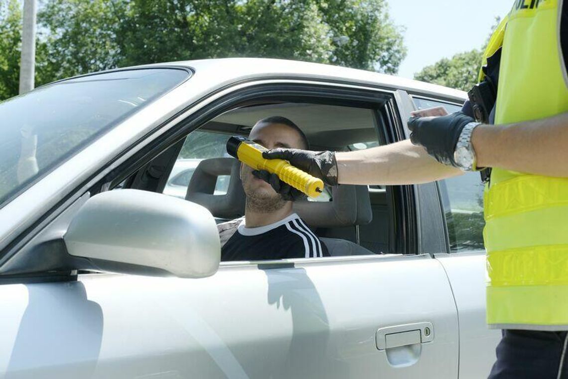 Jechał wężykiem po zakupy