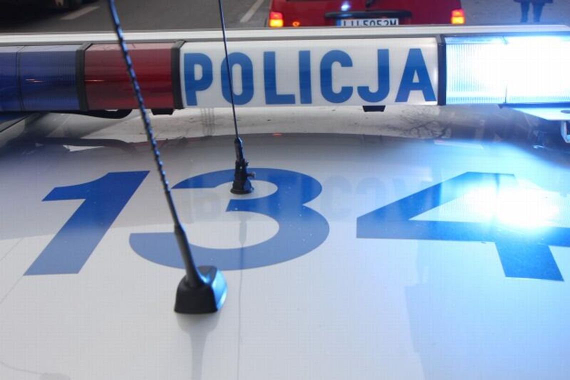 Jechali slalomem, a potem \"maluchem\" uciekali przed policją Jechali slalomem, a potem \"maluchem\" uciekali przed policją