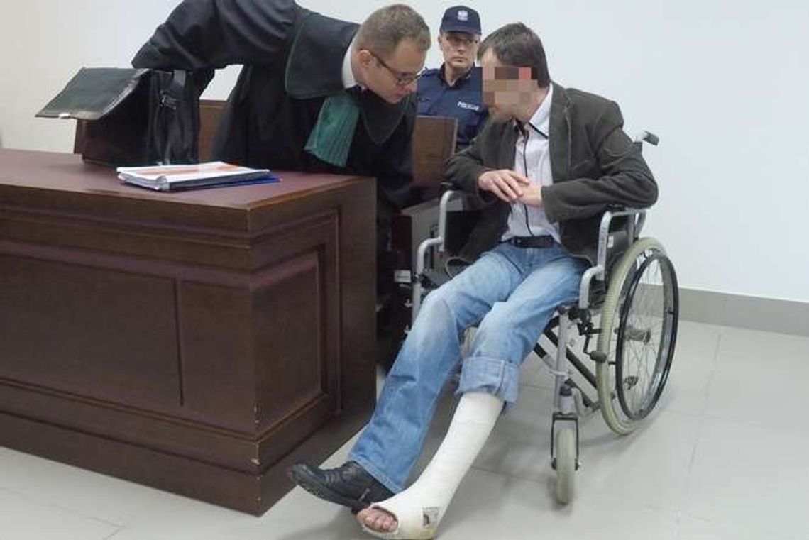 Jedna z najbardziej bulwersujących zbrodni ostatnich lat. Wstrząsający opis 20 lat domowego piekła