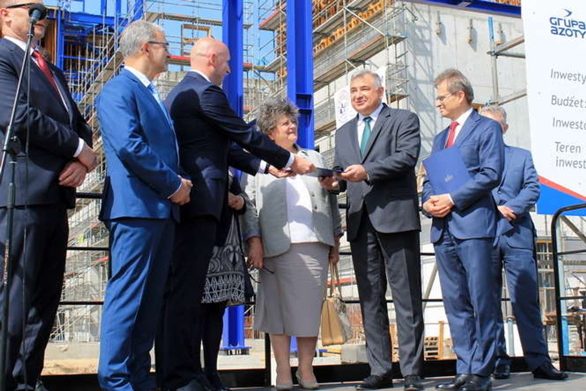 Jedna z największych inwestycji w regionie. Trzeba było powiększyć strefę ekonomiczną Jedna z największych inwestycji w regionie. Trzeba było powiększyć strefę ekonomiczną