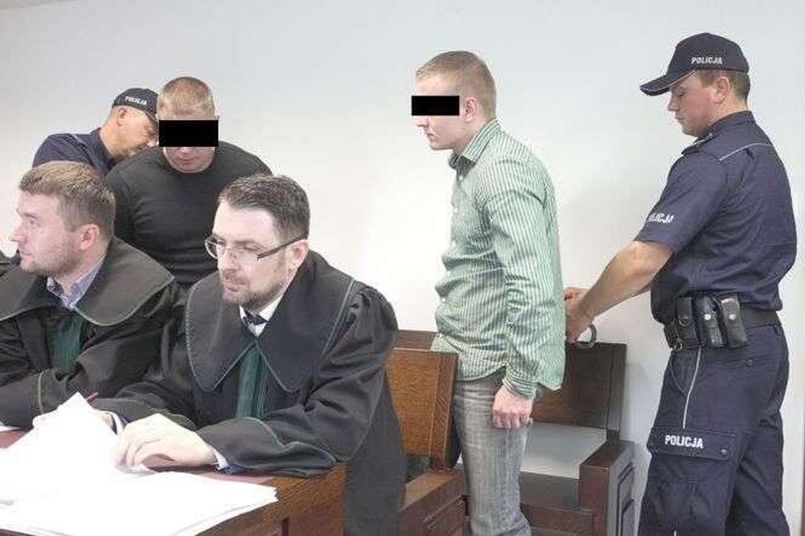 „Jedziemy na Witulin i utopimy go!”. Znęcali się nad kolegą, kazali mu pływać w lodowatej wodzie