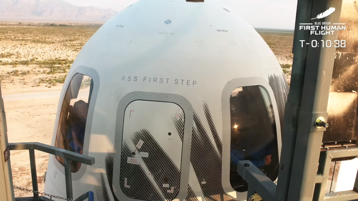 Jeff Bezos leci w kosmos. Zobacz transmisję na żywo ze startu rakiety Jeff Bezos leci w kosmos. Zobacz transmisję na żywo ze startu rakiety