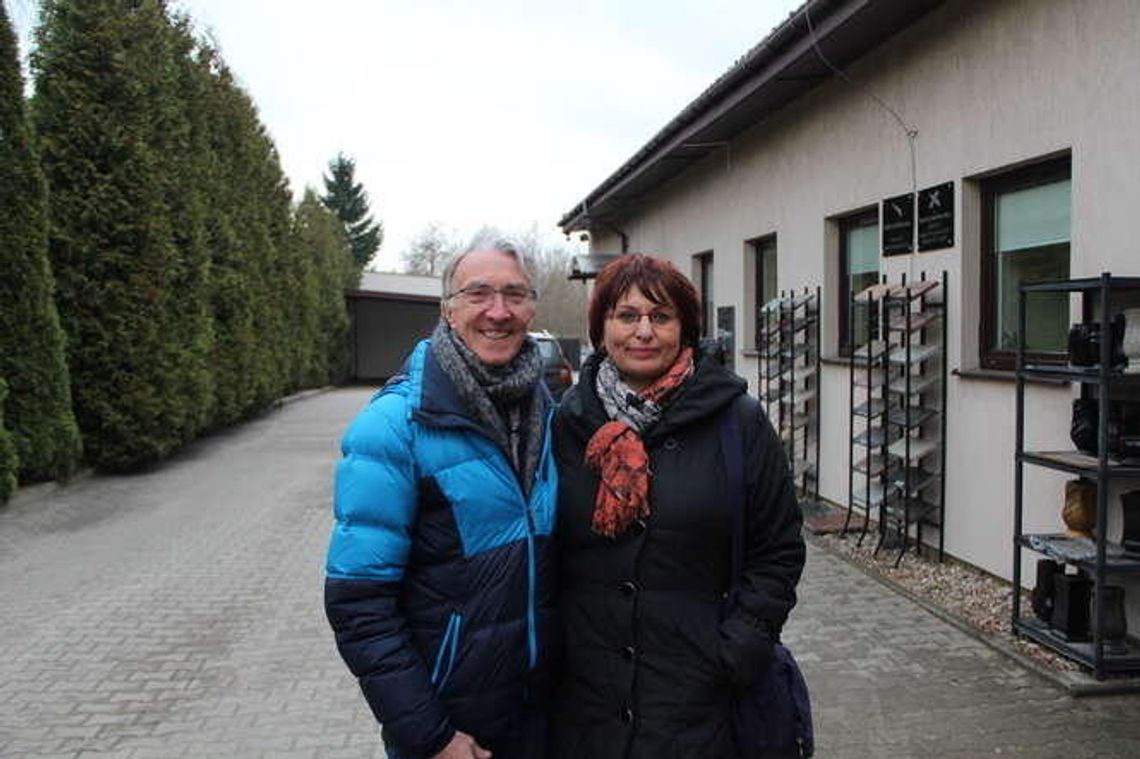 Jego matka wyemigrowała do Wielkiej Brytanii. Odnalazł rodzinę w naszym regionie