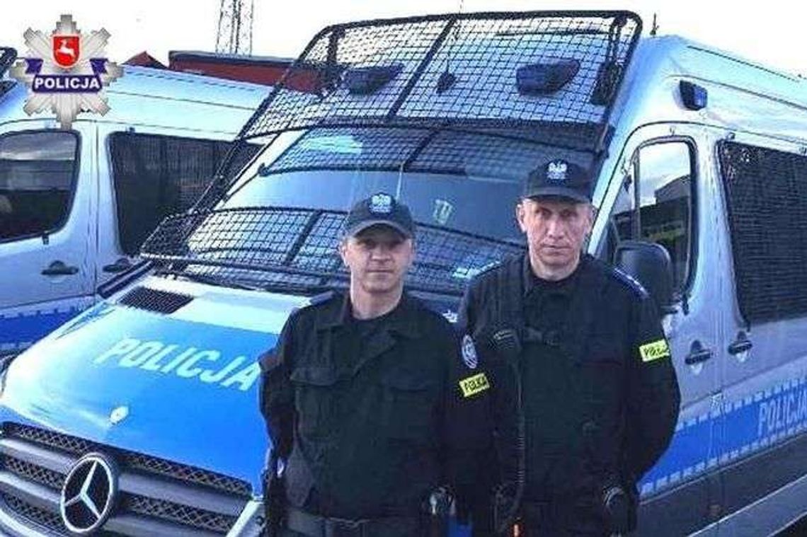 Jej syn połknął niebezpieczną substancję. Pilotowali ją w drodze do szpitala