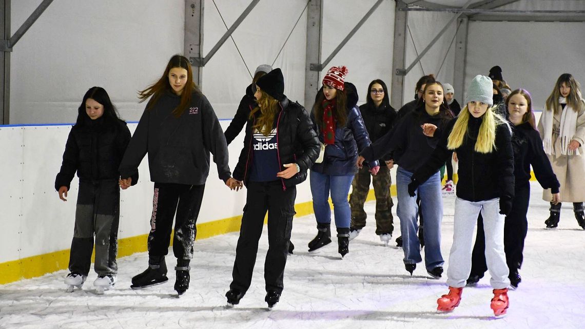 Jest lodowisko, były ograniczenia. Dzisiaj wszystko wraca do normy