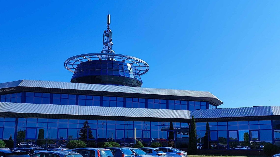 Jest pomysł na rozładowanie kolejki ciężarówek. A kierowcy narzekają na brak wody i toalety 