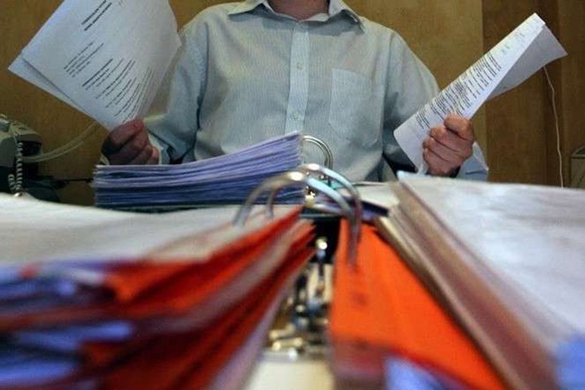 Jest praca za 13 tys. zł miesięcznie, ale chętnych nie ma