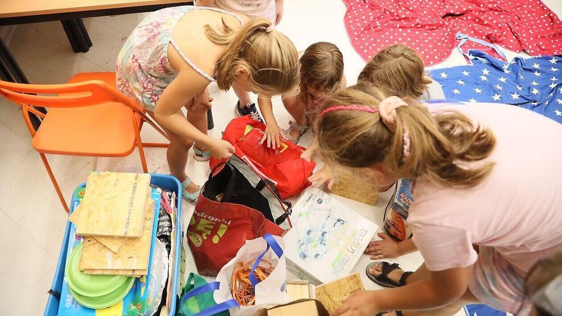 Jest twórczo, wesoło i kolorowo. Trwa 12 edycja warsztatów ,, Robimy Trutututu?” Jest twórczo, wesoło i kolorowo. Trwa 12 edycja warsztatów ,, Robimy Trutututu?”