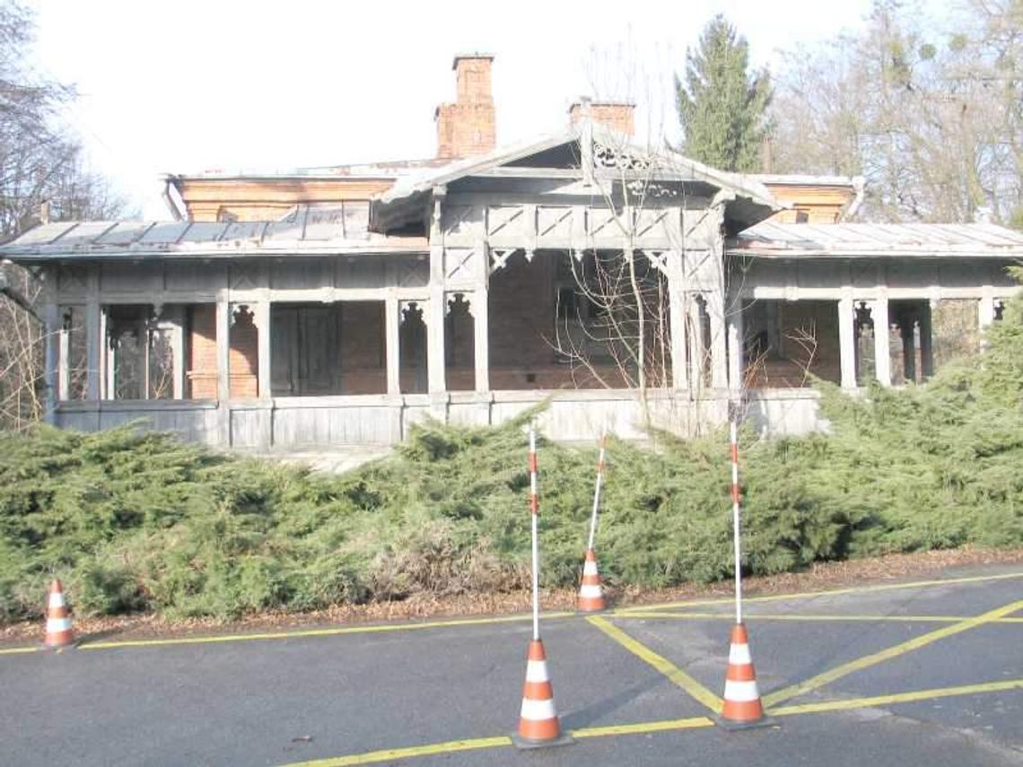 Jest zabytek, nie ma pomysłu. Składnica popada w ruinę Jest zabytek, nie ma pomysłu. Składnica popada w ruinę