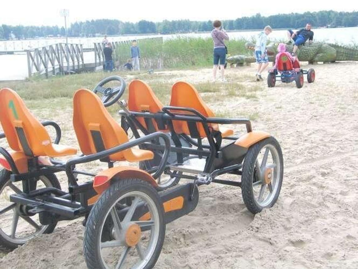 Jezioro Białe: Gdzie się nie obejrzysz, tam policjant. Jest bezpieczniej? Jezioro Białe: Gdzie się nie obejrzysz, tam policjant. Jest bezpieczniej?