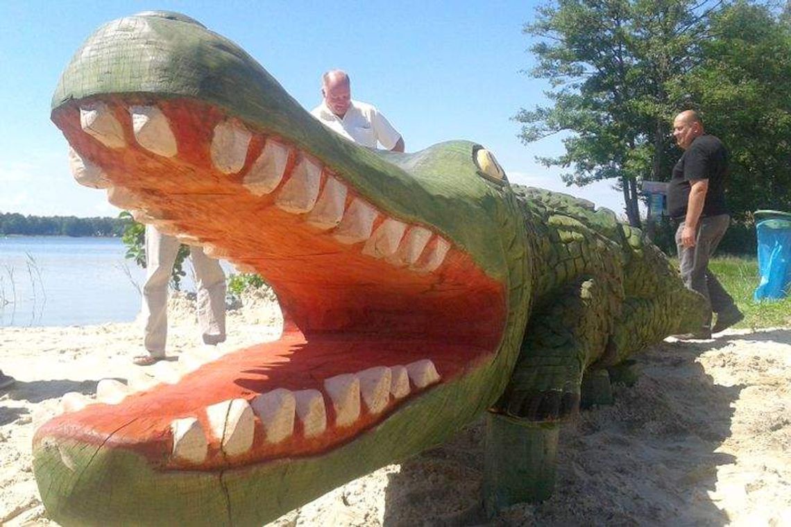 Jezioro Białe. Krokodyl już czyha na letników