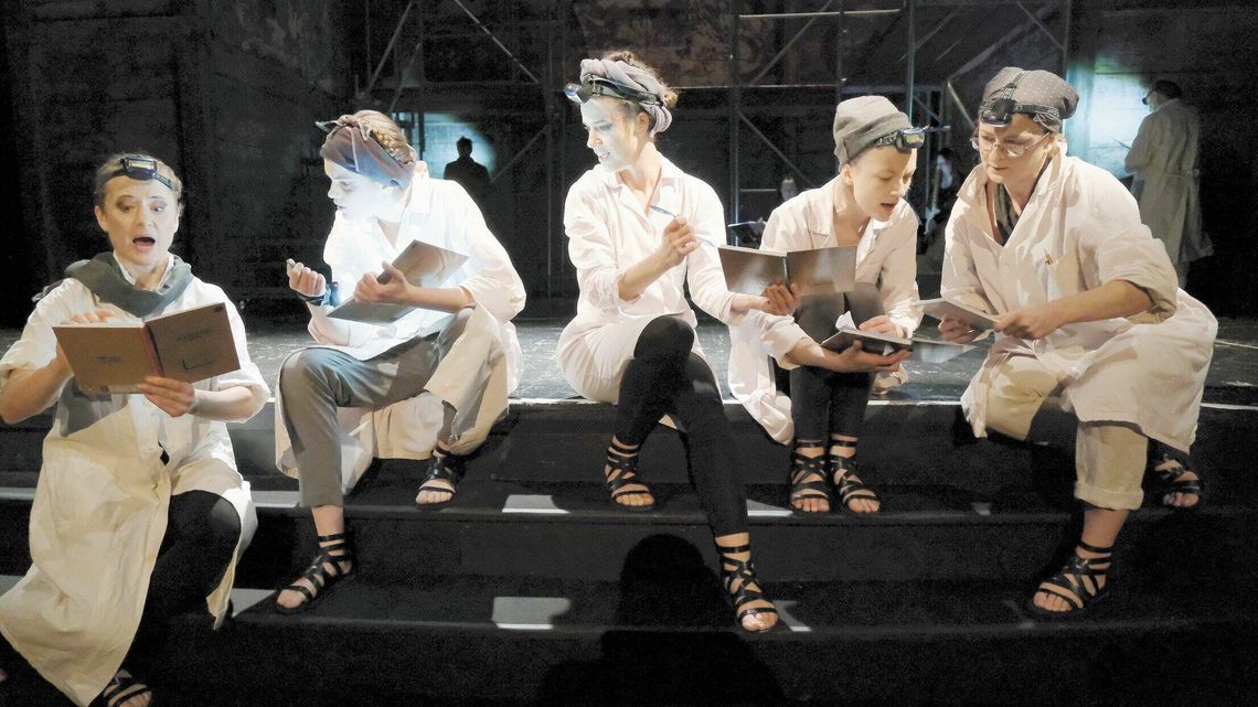 Jezusa nie da się zagrać, diabłów też. Historyja o chwalebnym Zmartwychwstaniu Pańskim Mikołaja z Wilkowiecka w Teatrze Osterwy