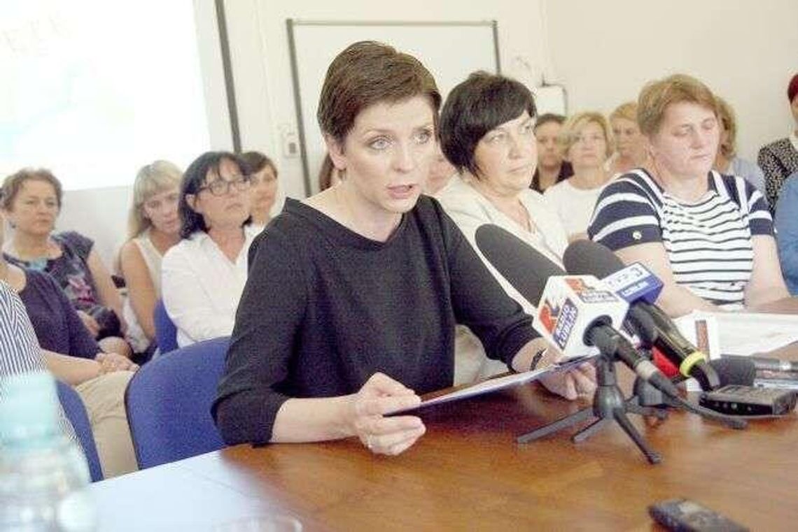 Joanna Mucha broni gabinetów stomatologicznych w szkołach Joanna Mucha broni gabinetów stomatologicznych w szkołach