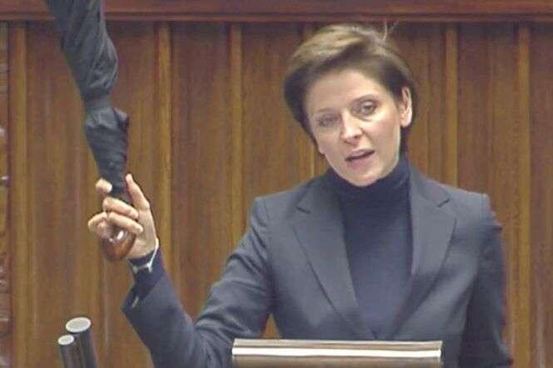 Joanna Mucha do posłów PiS: Na co wam to było? Sejm odrzucił projekt "Stop Aborcji" Joanna Mucha do posłów PiS: Na co wam to było? Sejm odrzucił projekt "Stop Aborcji"
