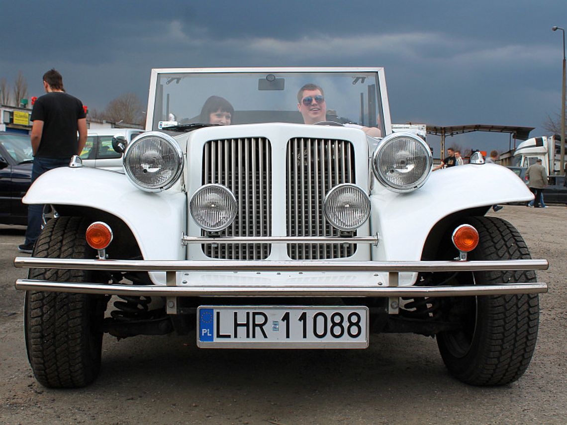 Joker - limuzyna w stylu retro zbudowana w garażu w Hrubieszowie