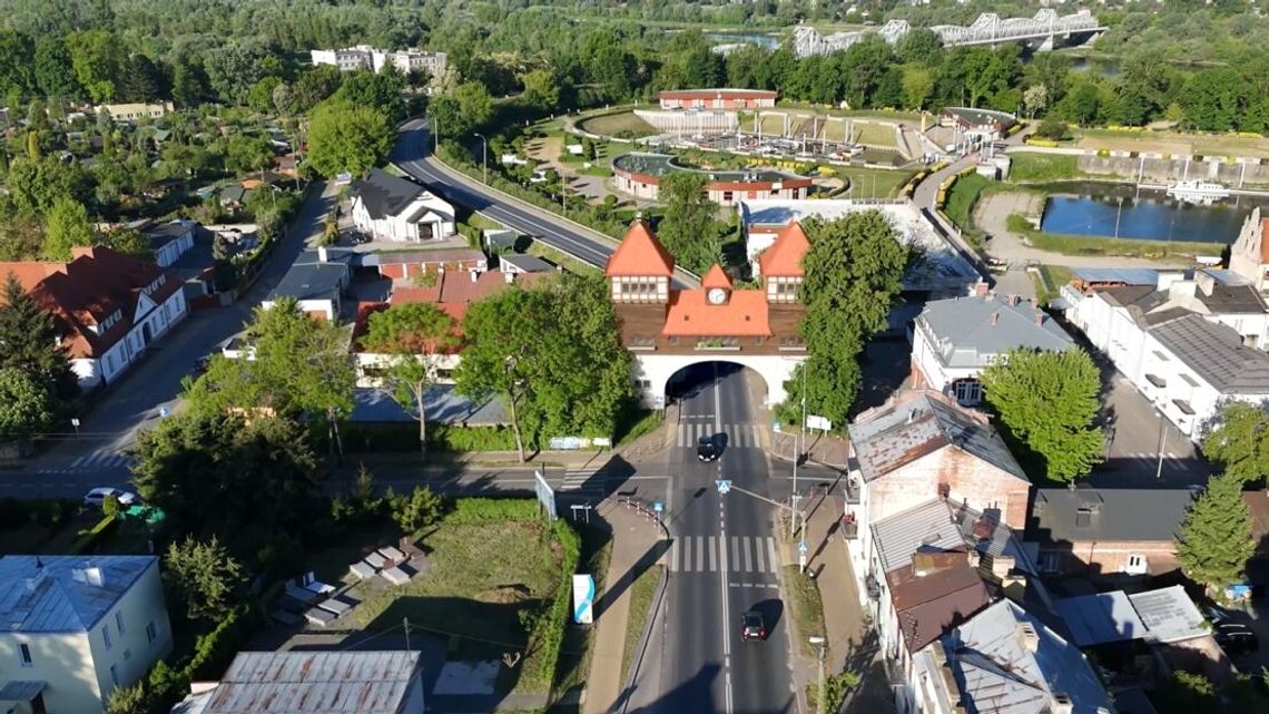Już jej nie ma. Jak dzisiaj wyglądałaby puławska Brama Mostowa? Już jej nie ma. Jak dzisiaj wyglądałaby puławska Brama Mostowa?