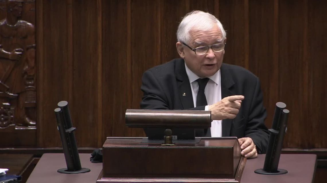 Kaczyński do opozycji w Sejmie: Narażacie na śmierć mnóstwo ludzi, jesteście przestępcami