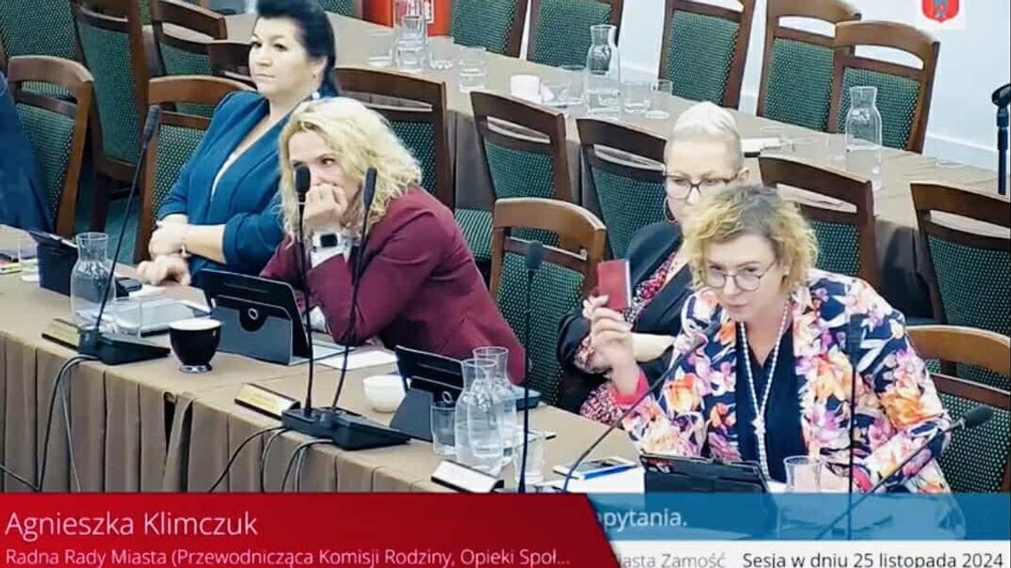 Kamery na komisji nie będzie. Ale radna nie składa broni