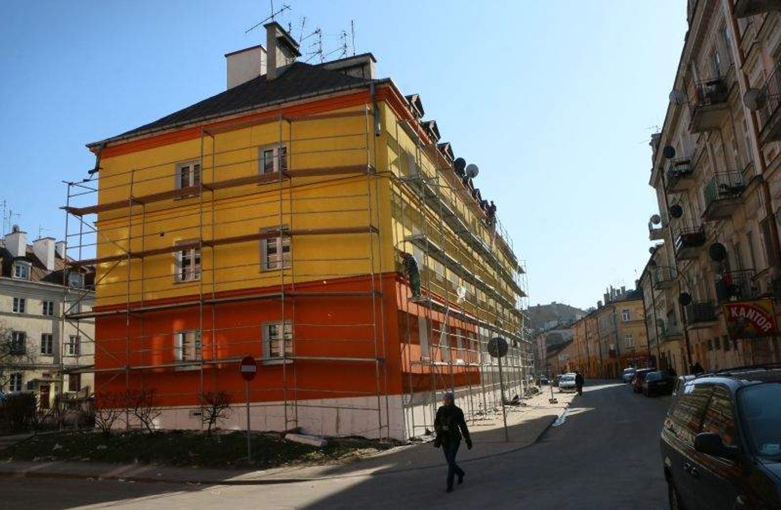 Kamienica przy ul. Furmańskiej w technikolorze Kamienica przy ul. Furmańskiej w technikolorze