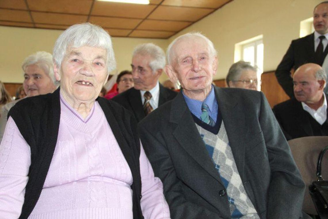 Kamienne gody mieszkańców Pokinianki. 70 lat razem!