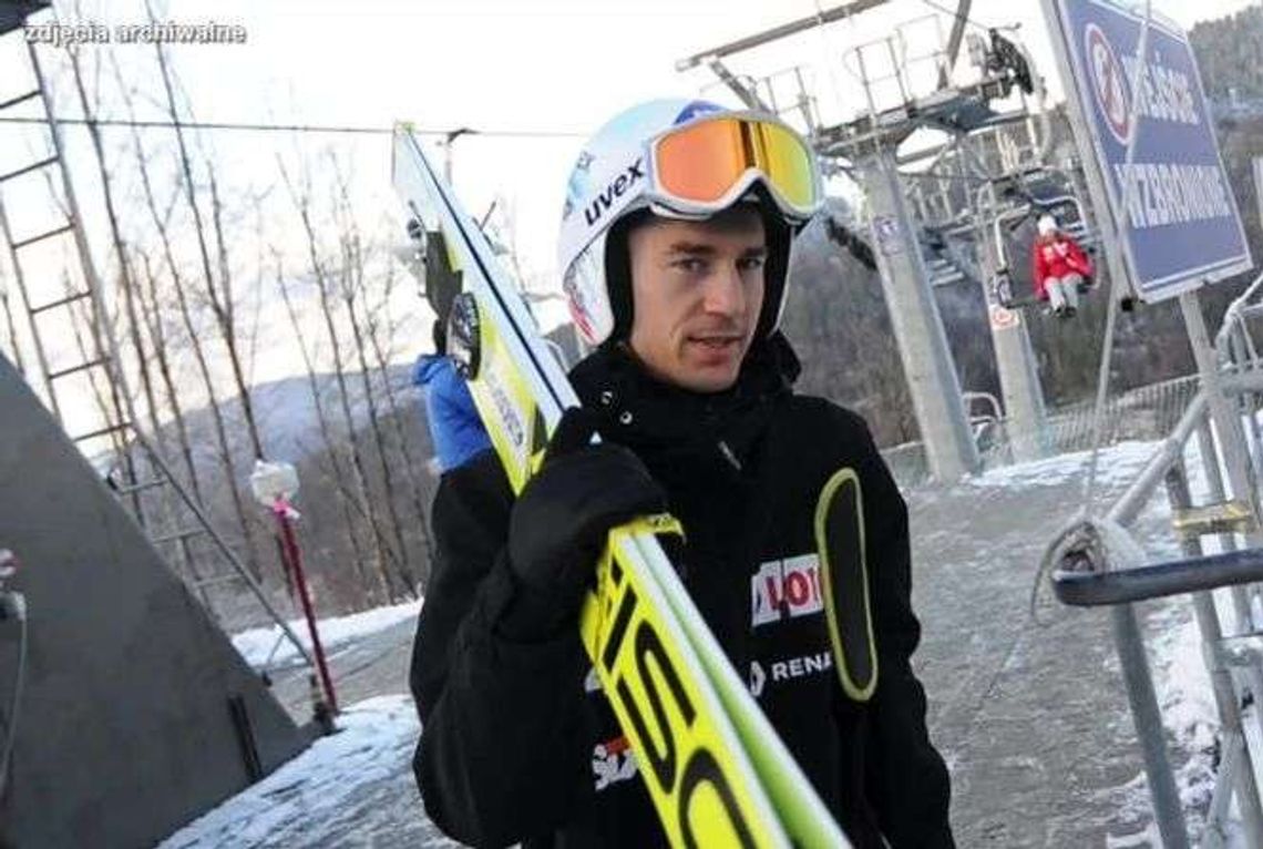 Kamil Stoch trzeci w Engelbergu (wideo)