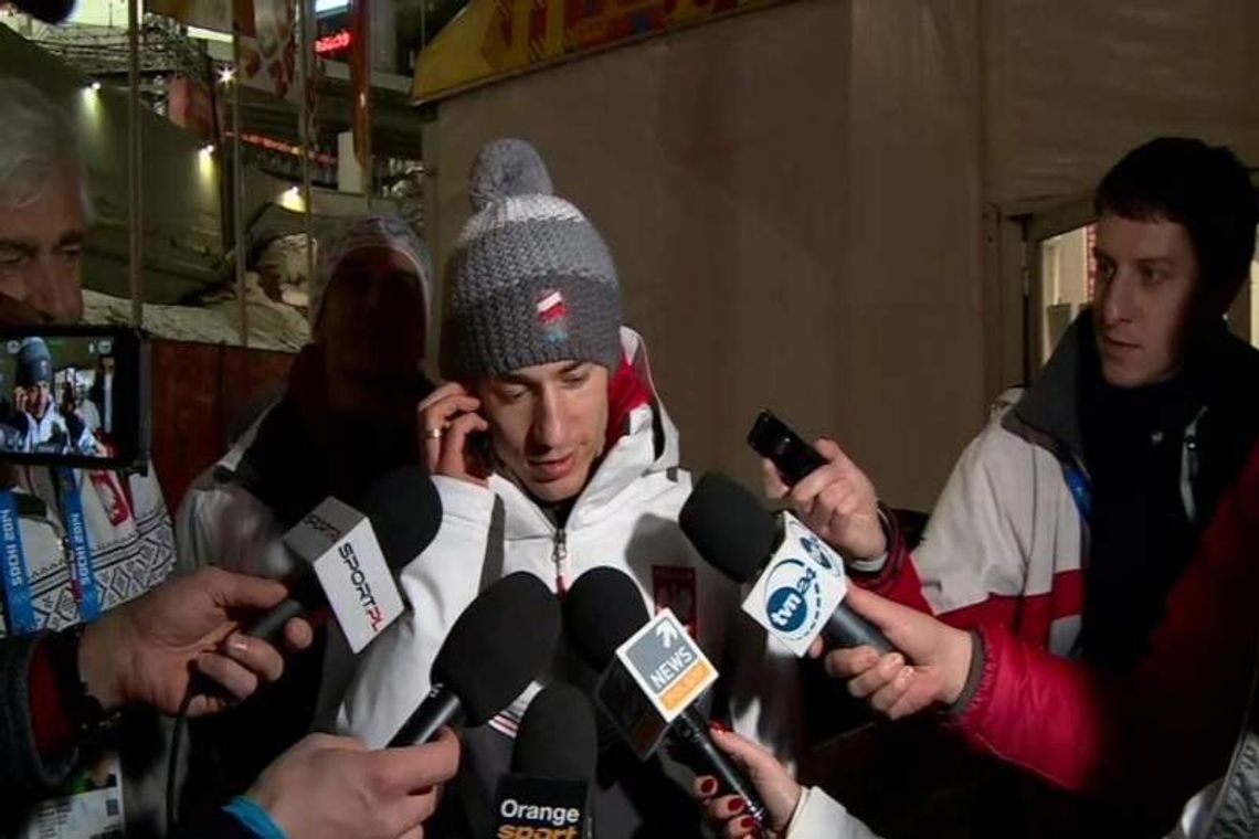 Kamil Stoch udziela wywiadu i... odbiera tajemniczy telefon
