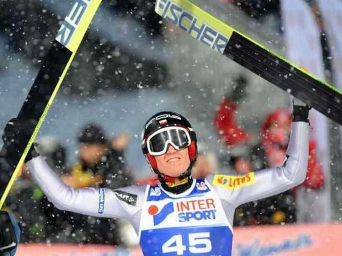 Kamil Stoch wygrał w niemieckim Klingenthal!