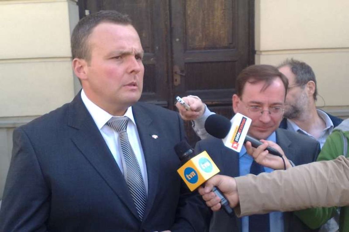 Kamiński poparł Pogonowskiego, a miejscy radni Kulkę