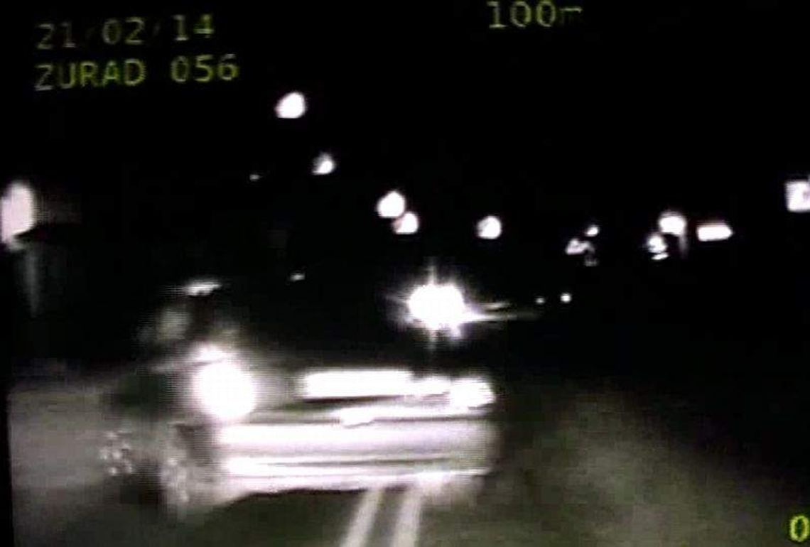 Kamionka: Policjanci ścigali pijanego kierowcę (wideo)