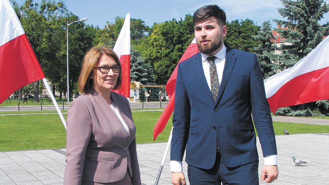 Kandydat mieszka i pracuje w Warszawie. Ale jest zakochany w Chełmie Kandydat mieszka i pracuje w Warszawie. Ale jest zakochany w Chełmie