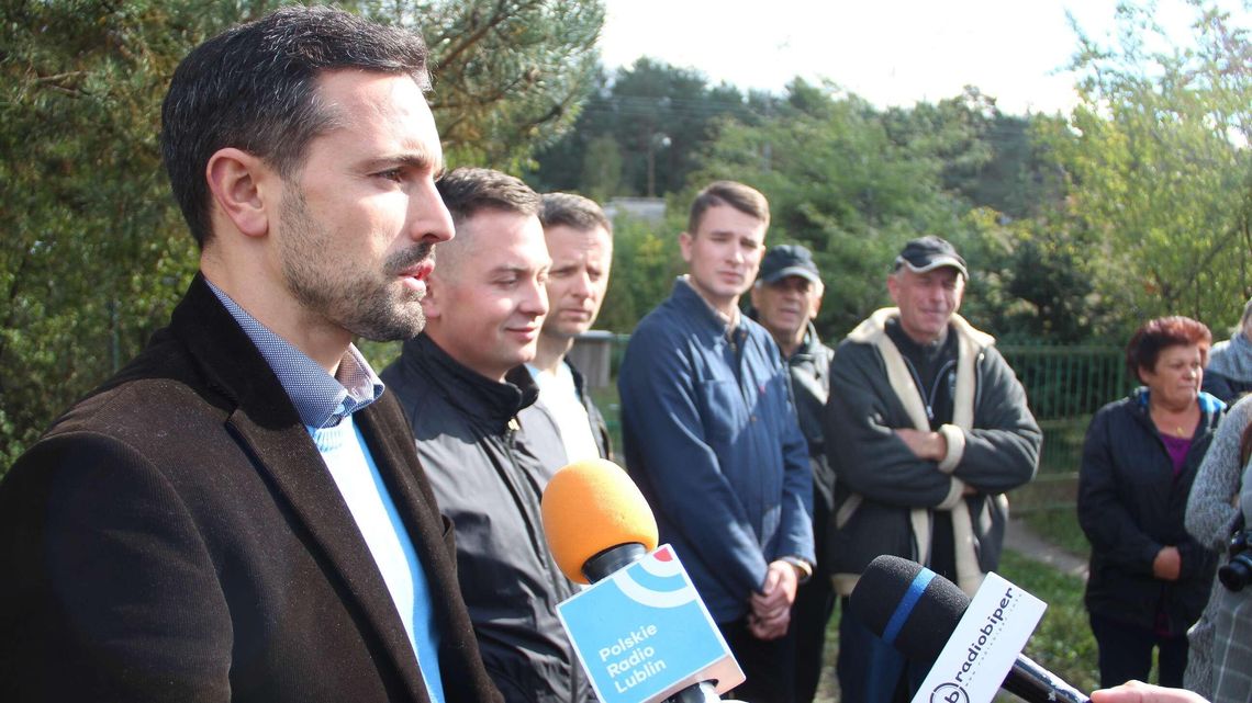 Kandydat na prezydenta obiecuje białą księgę budowy i remontów dróg Kandydat na prezydenta obiecuje białą księgę budowy i remontów dróg