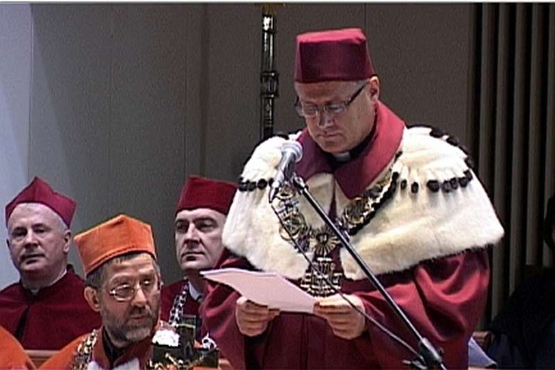 \"Kanonizacja w szczególną rocznicę\". Oświadczenie rektora KUL